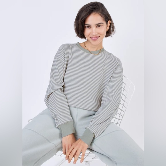 NWOT Aritzia TNA Tremont Thermal long sleeve - Picture 1 of 7